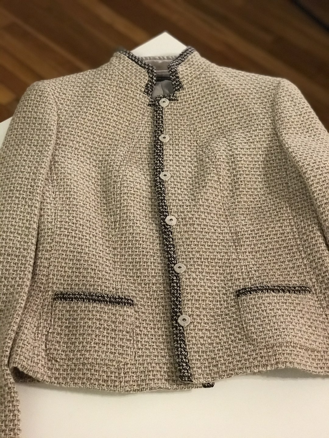 ELIE TAHARI 2-Piece SKIRT SUIT - photo 3