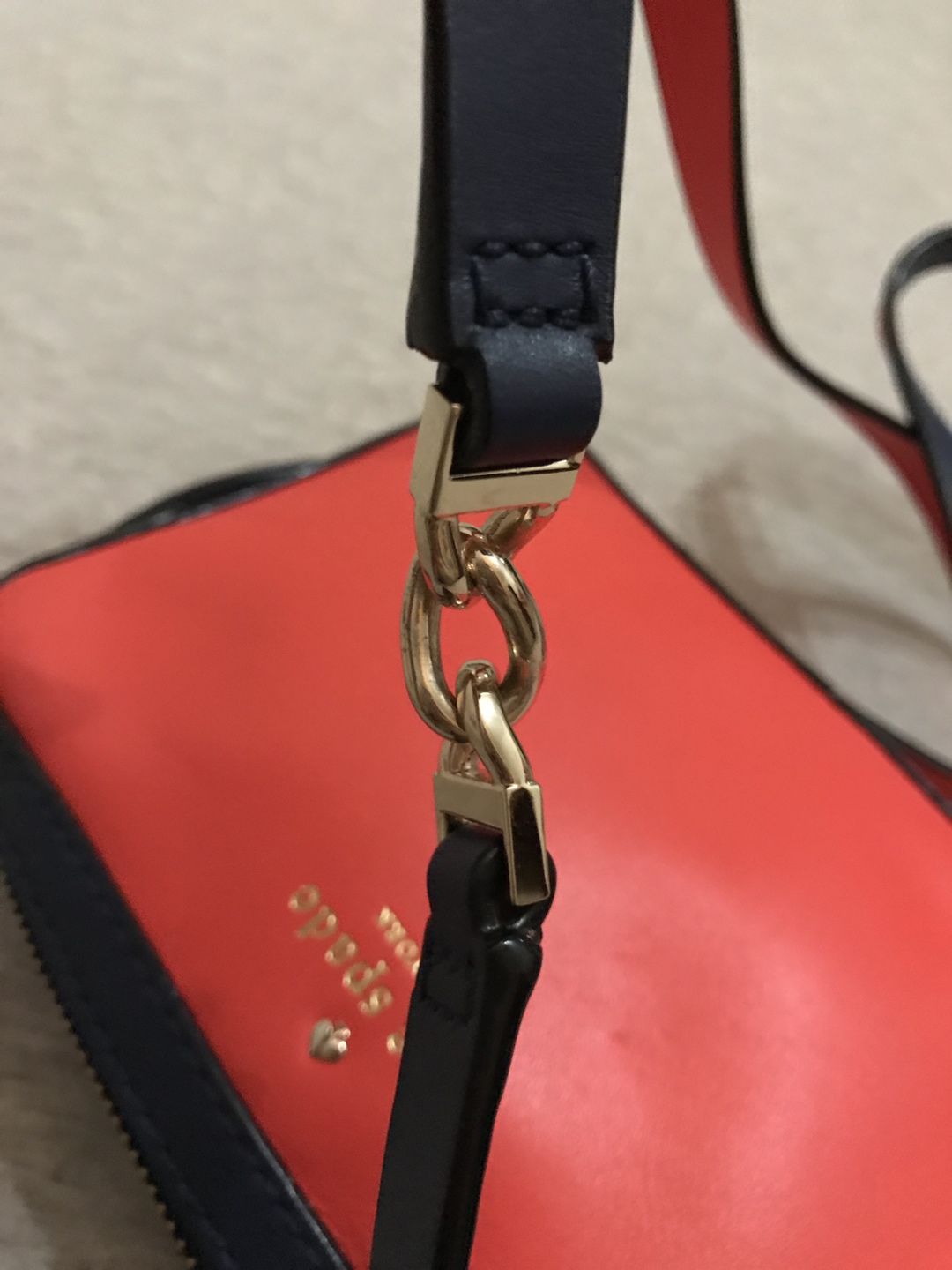 Kate spade crossbody bag with dust bag like new condition  - photo 4