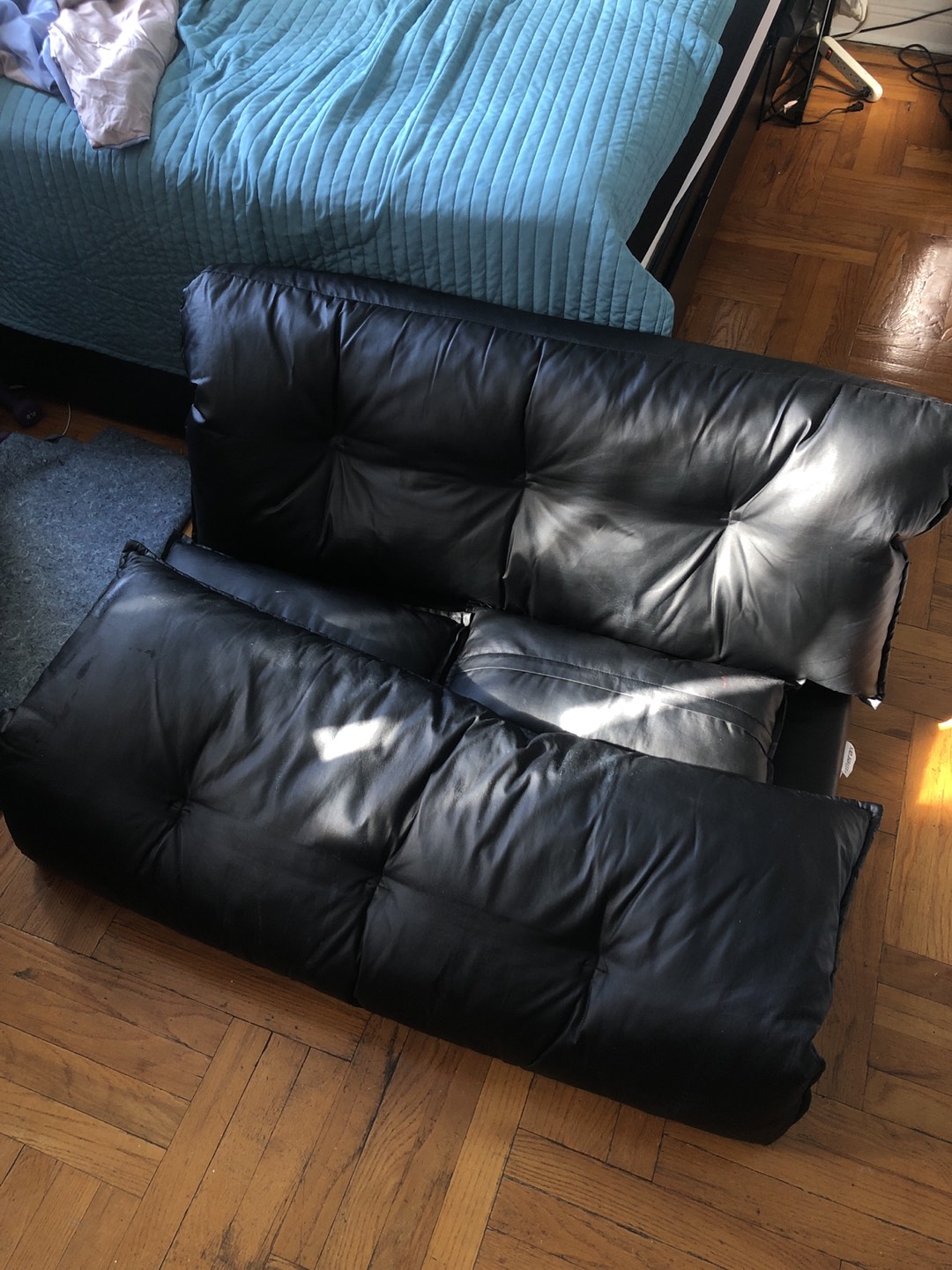 Faux leather floor sofa - photo 3