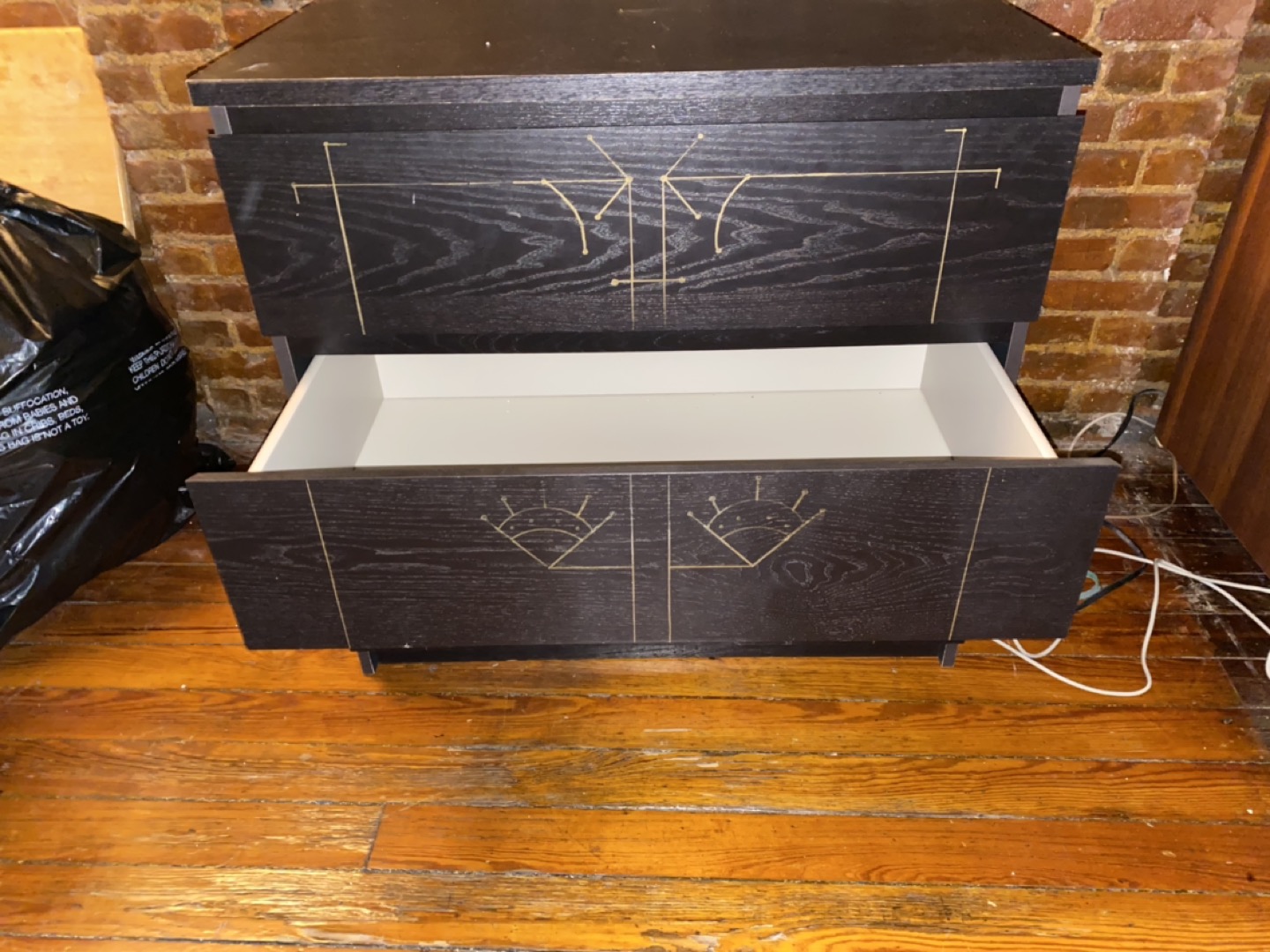 Dresser  - photo 3
