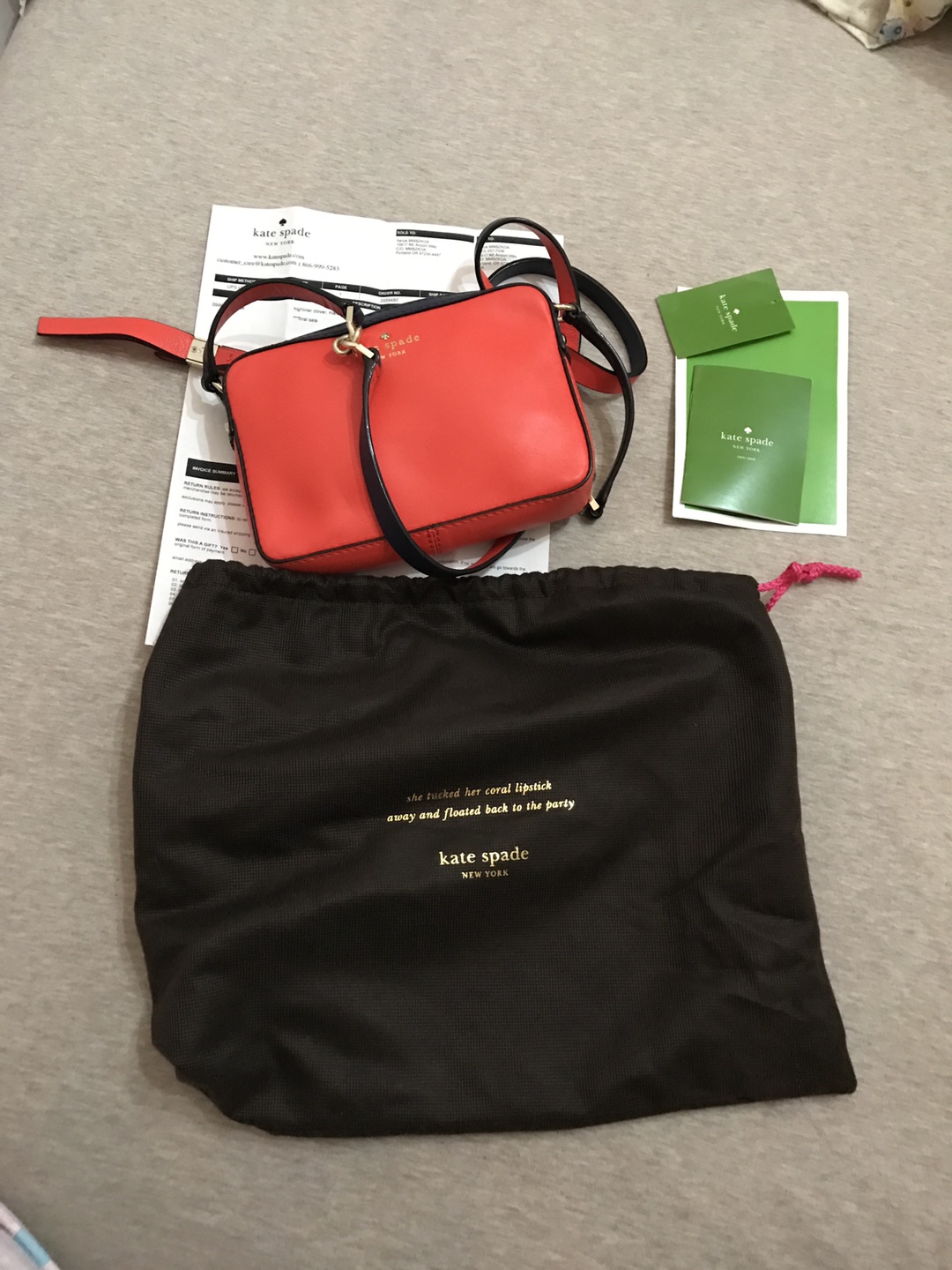 Kate spade crossbody bag with dust bag like new condition 