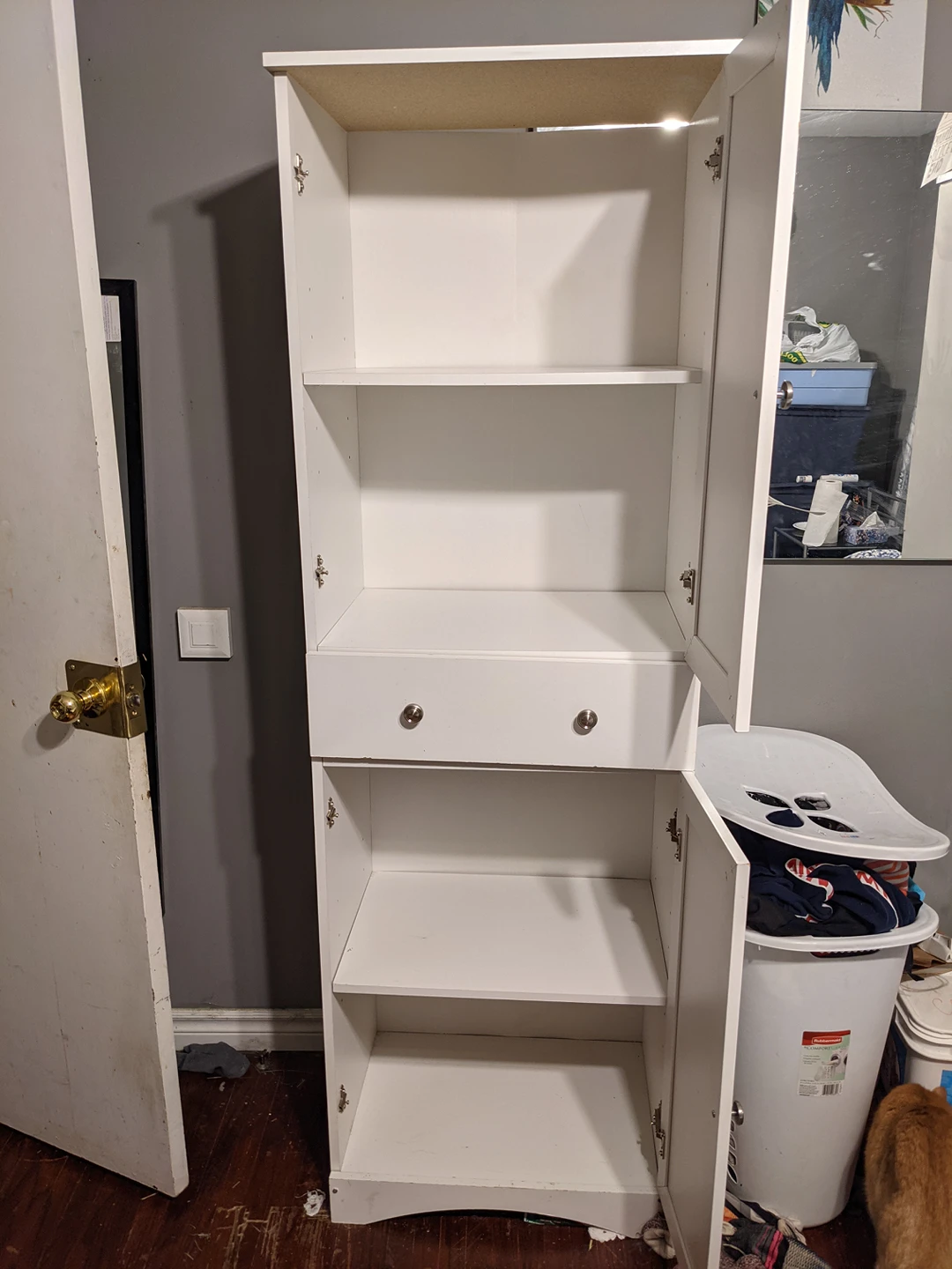 Pantry cupboards - photo 4