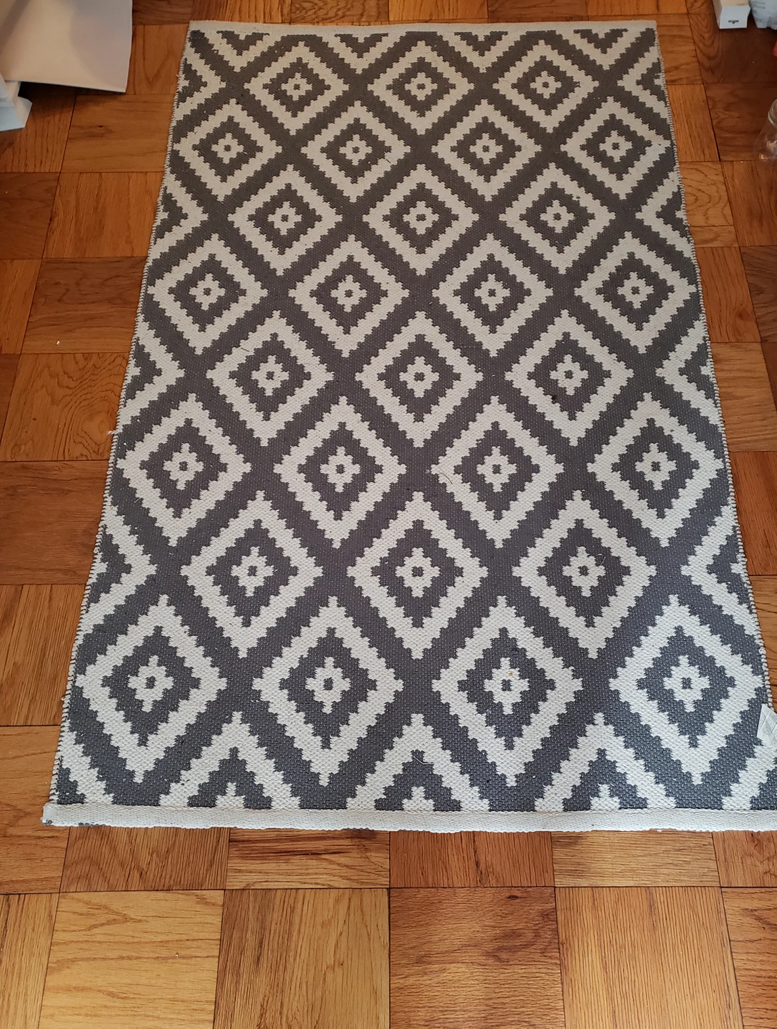 Reversible rug