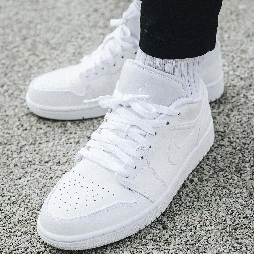 Air Jordan 1 low triple white thumbnail