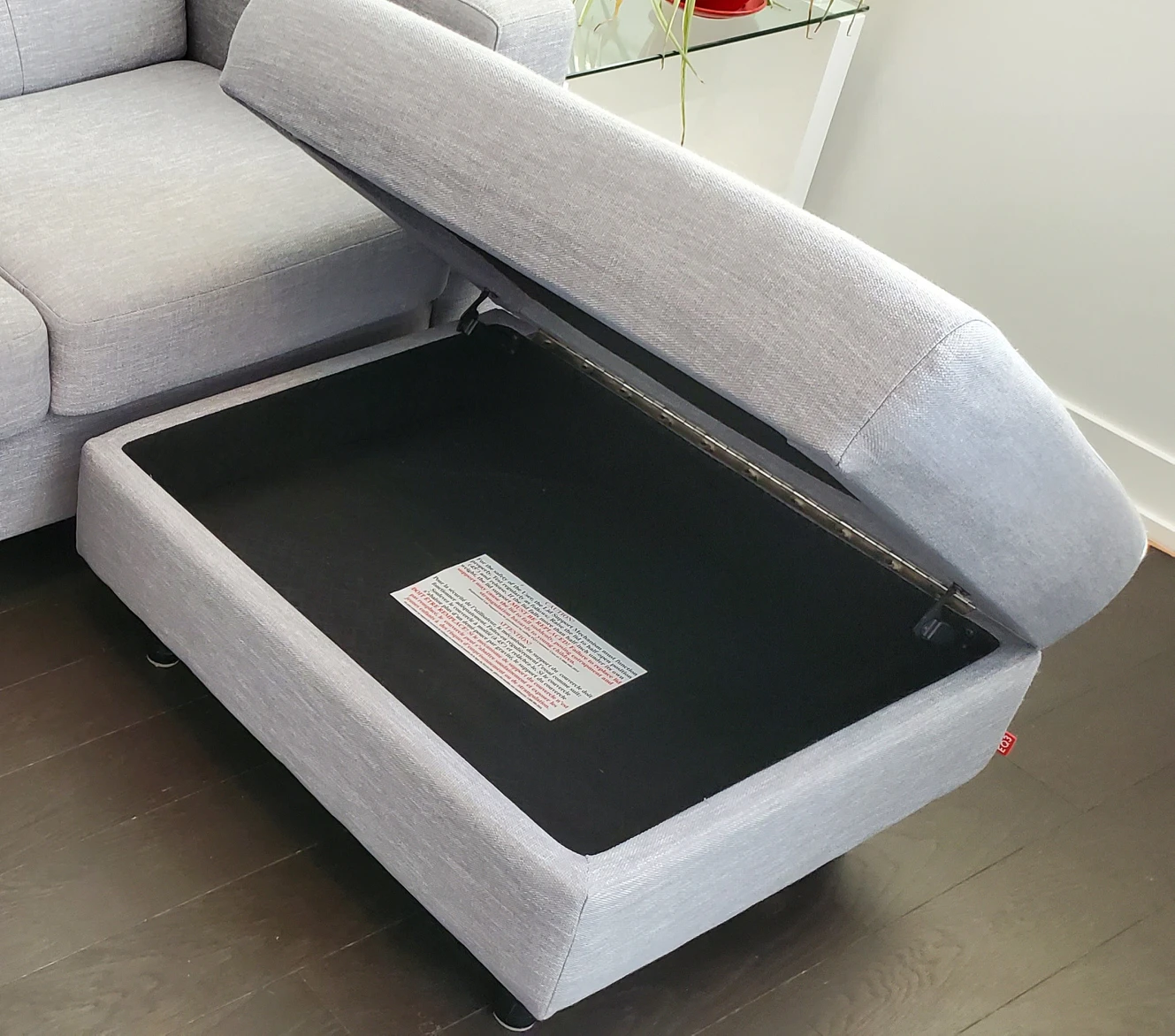 EQ3 ottoman bench with seating & storage image indicator(2)