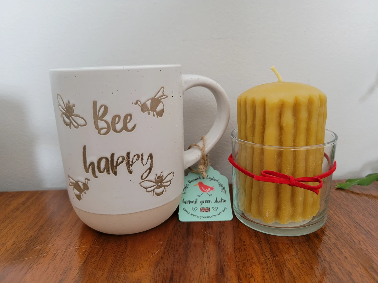🐝100% Beeswax candle and Mug thumbnail