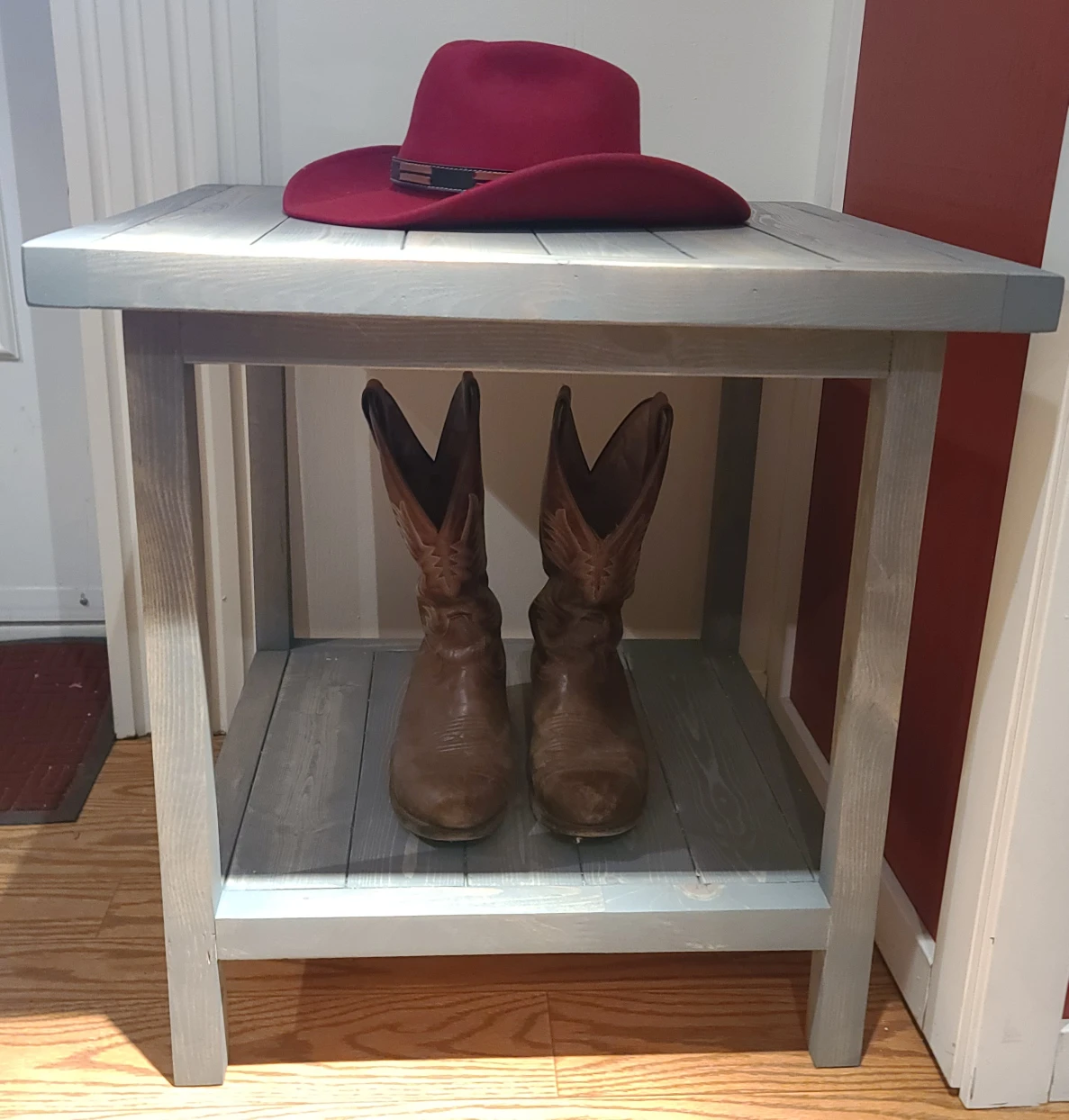 Farmhouse end table