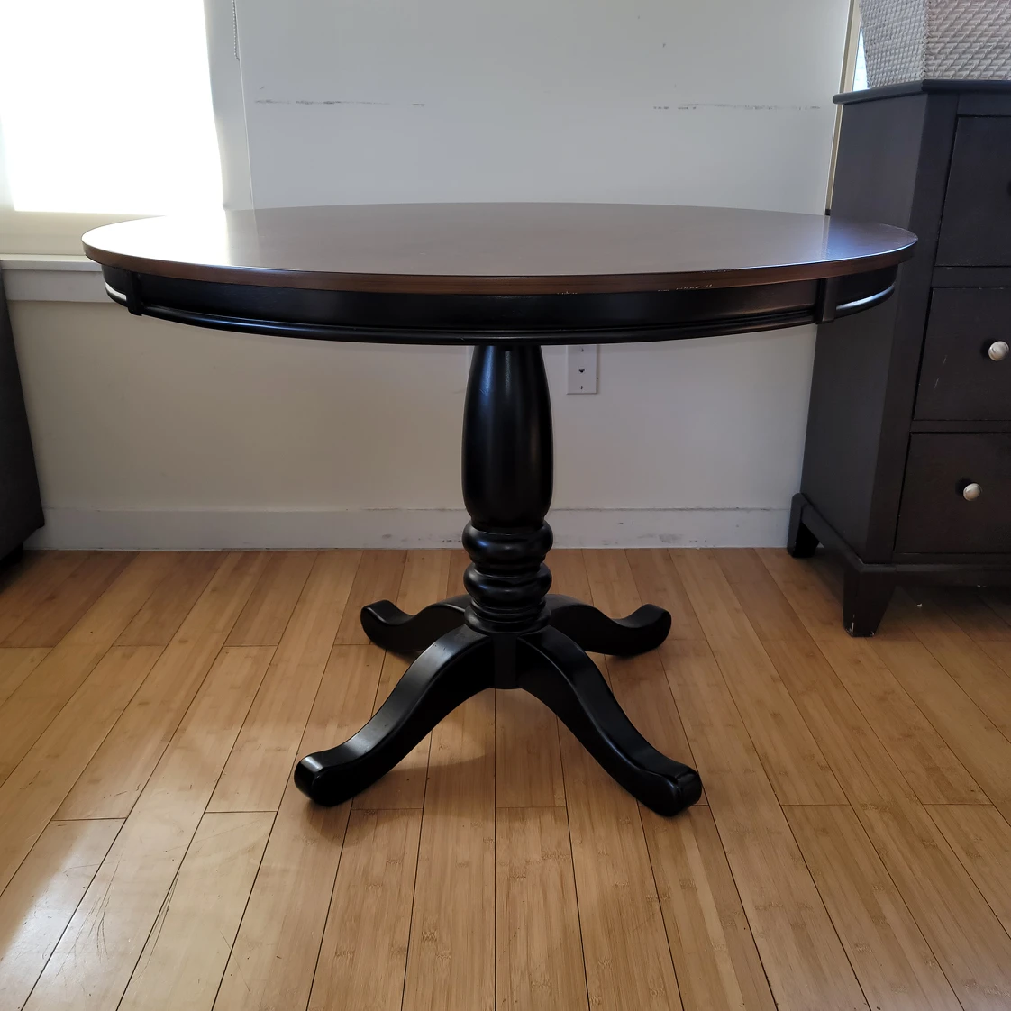 42" Round Ashley Dining Table (Black/Brown) - photo 3