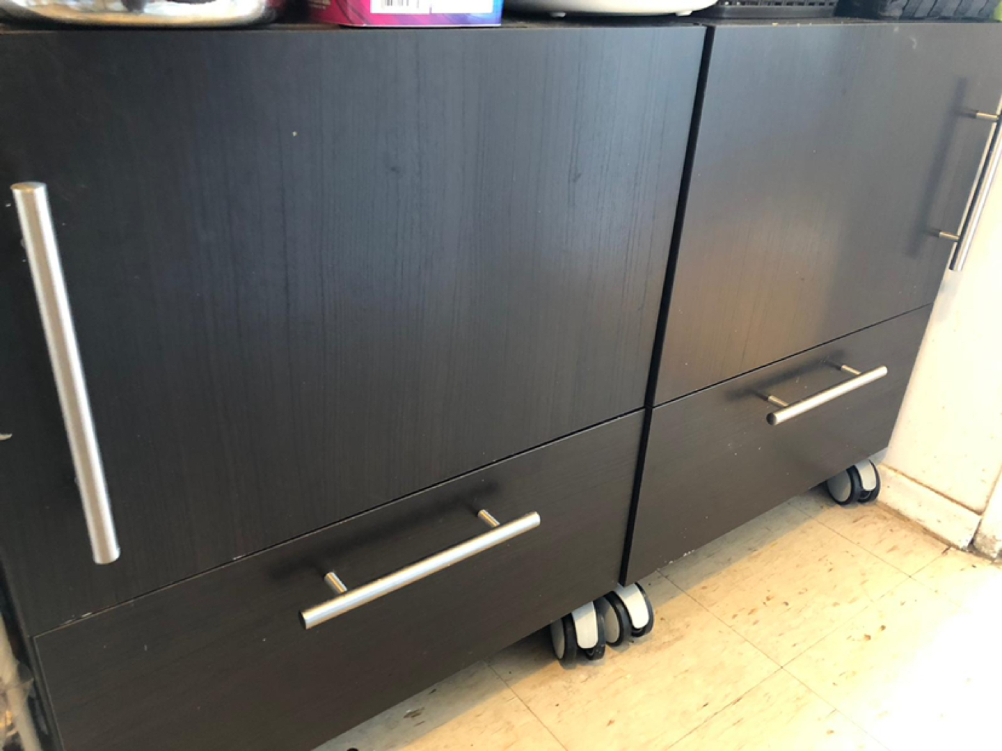 Dresser 