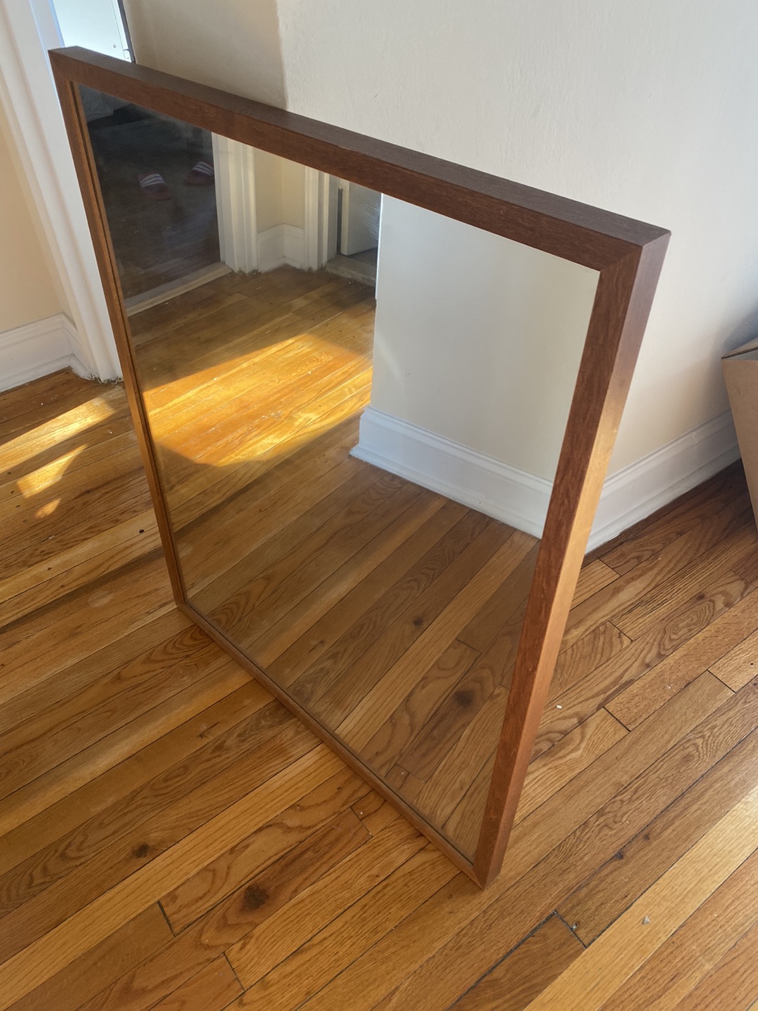 Mirror  thumbnail