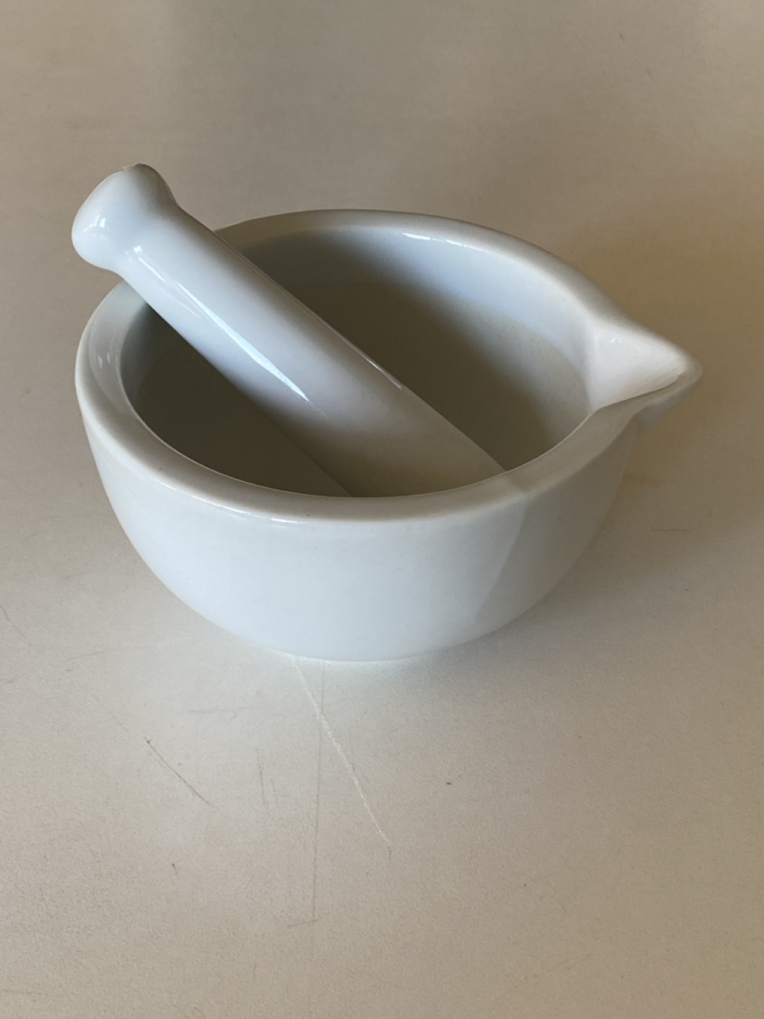 Sur la table mortar