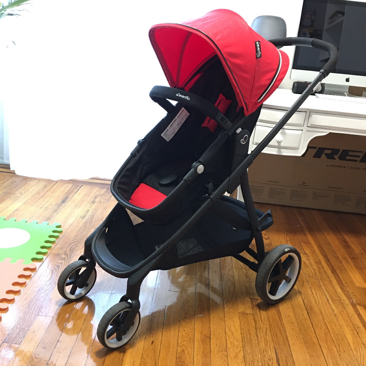 Evenflo Red Travel System - stroller and car seat combo - photo 2