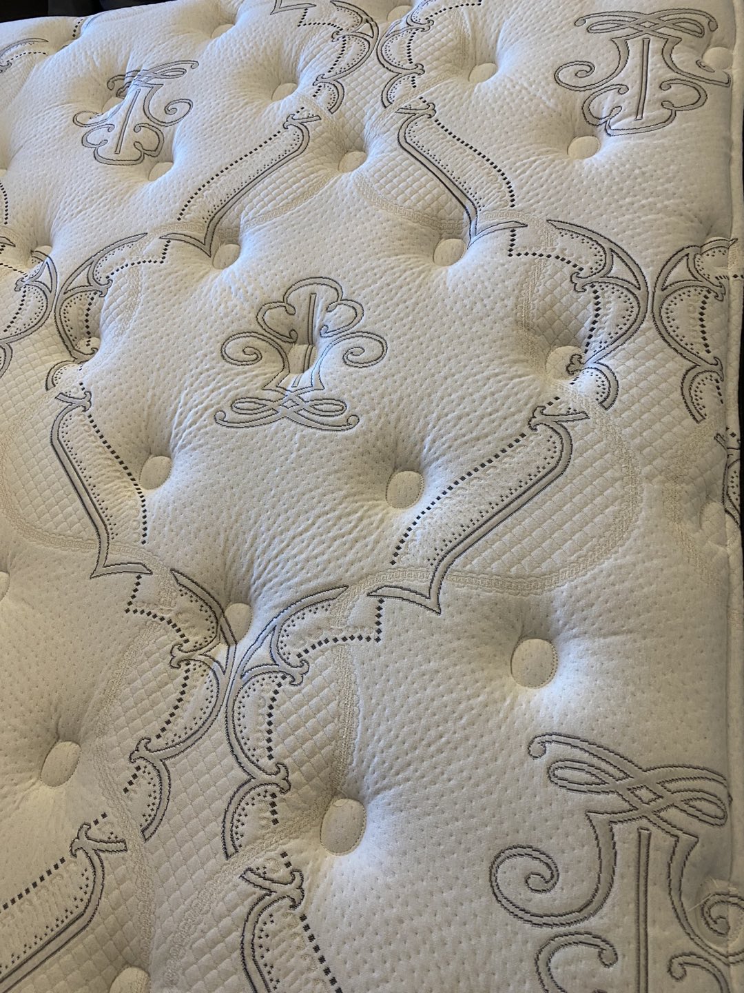 BeautyRest king mattress 
