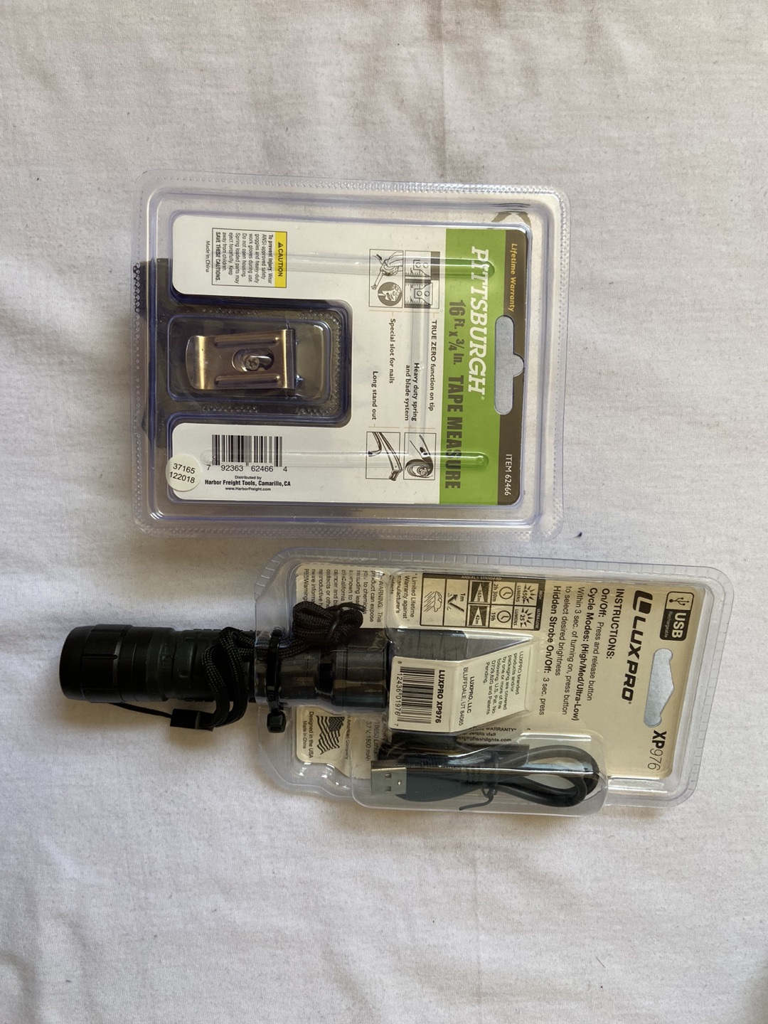 For Sale! Led flashlight and Tape measure - photo 2