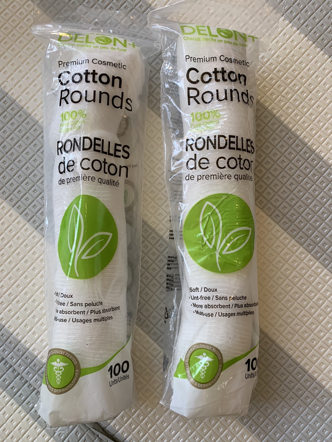 Free cosmetic cotton pads #IWD