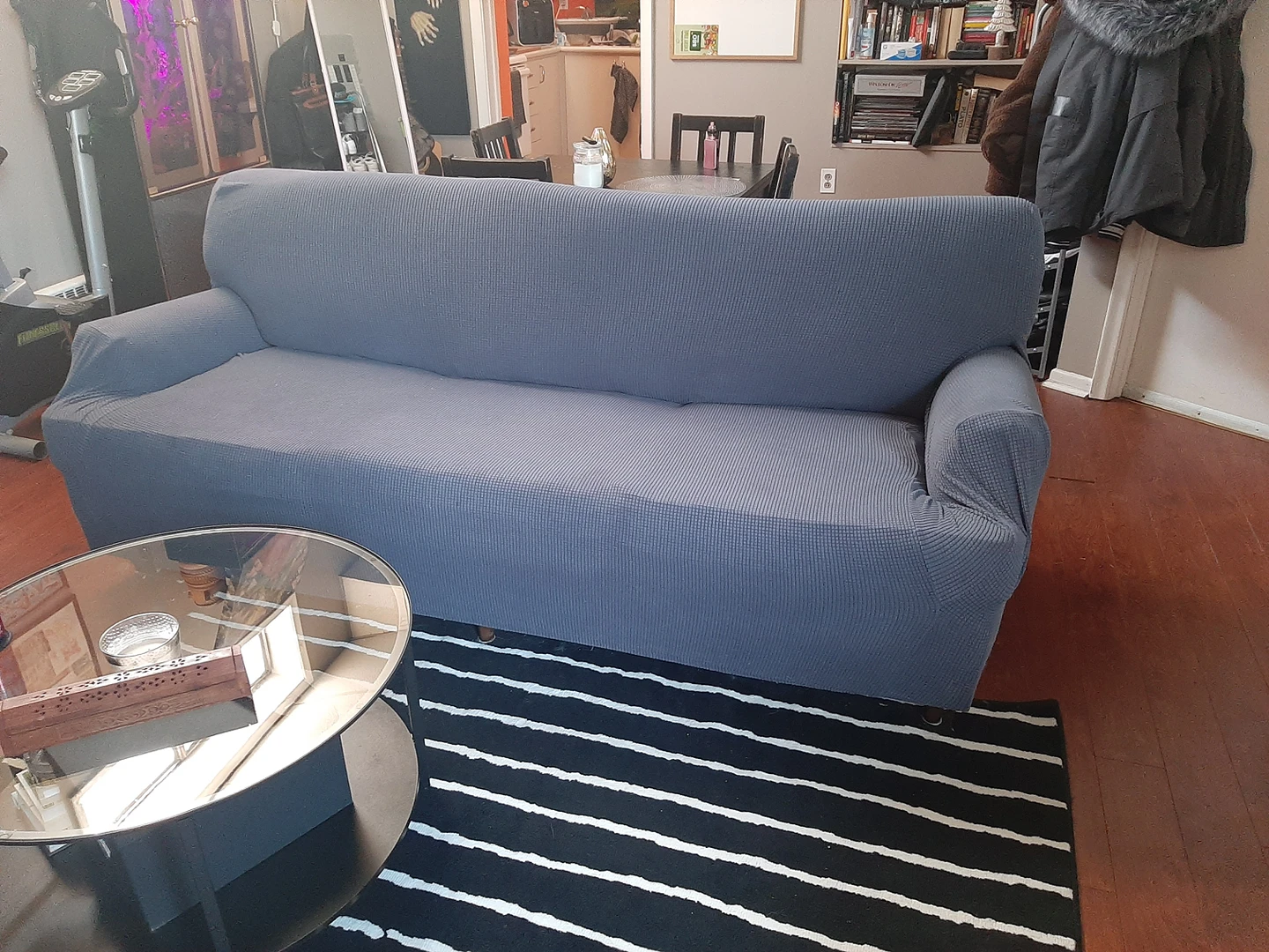 ✨free✨ gently used couch - photo 2