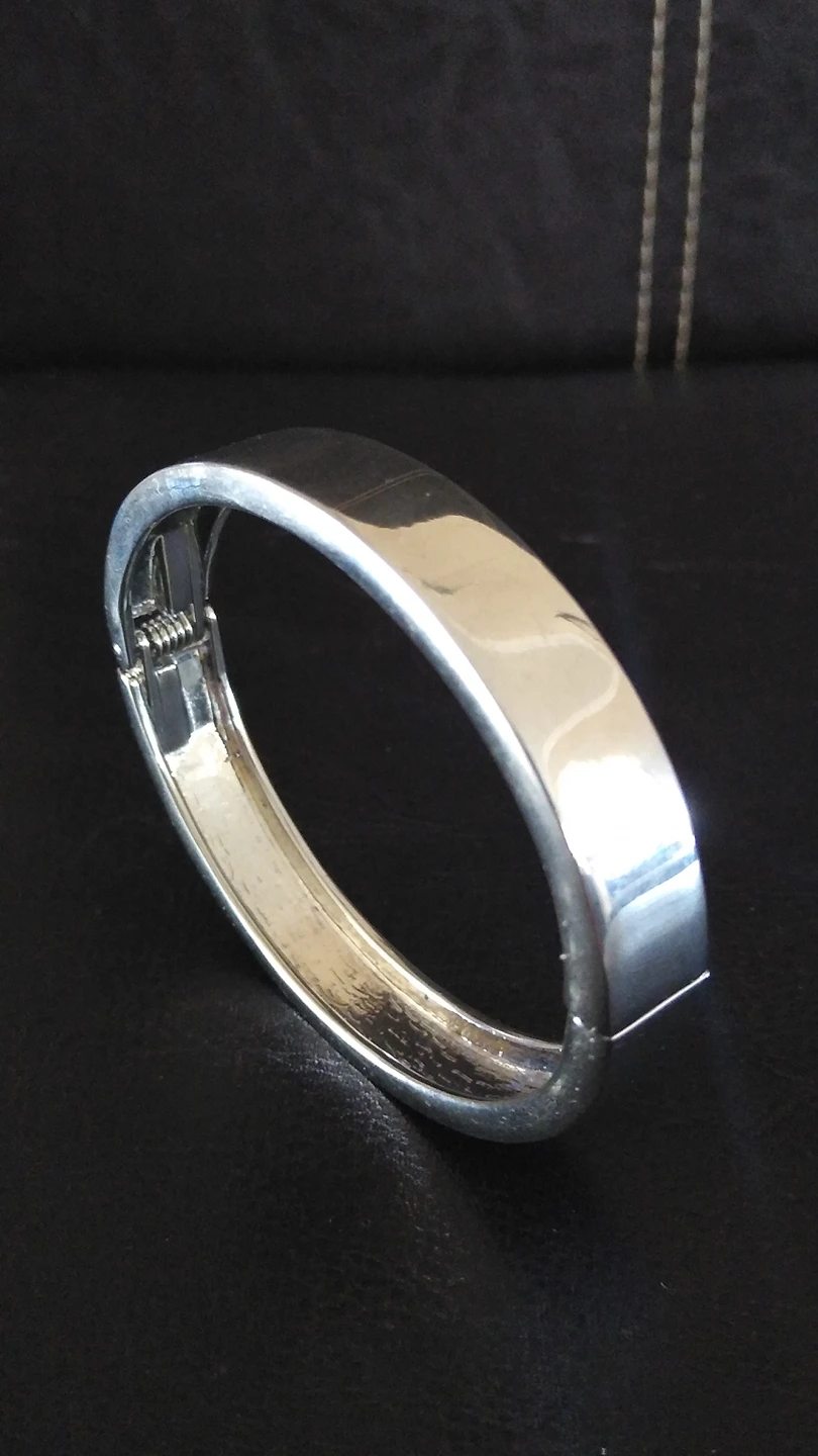 bangle NEW (SOLD in another app) thumbnail
