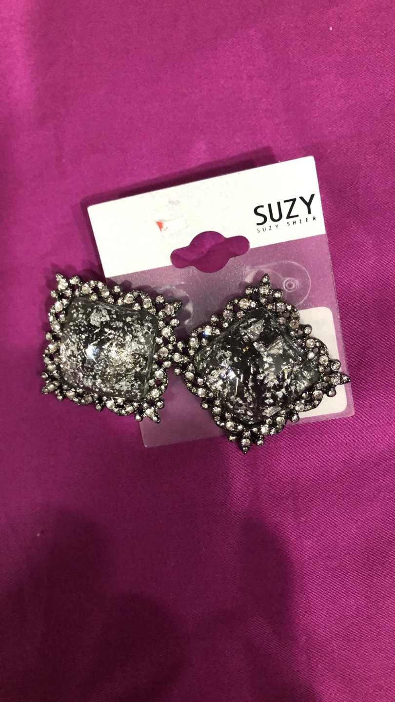 Necklace set  with 2 sets of earings - photo 4