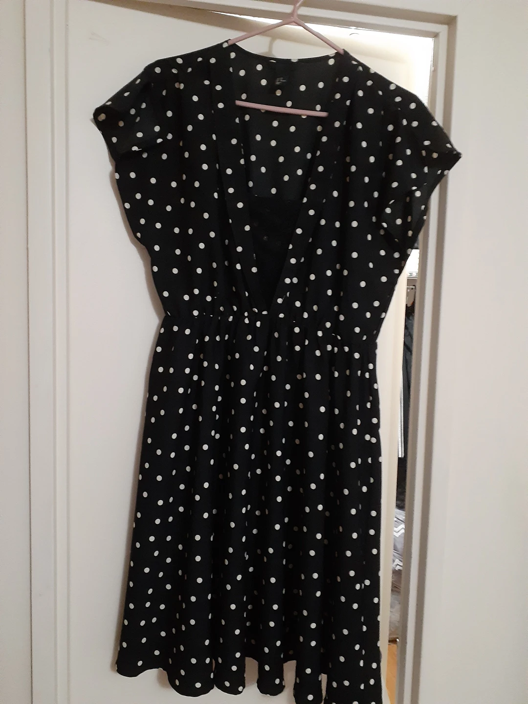 h&m dress thumbnail