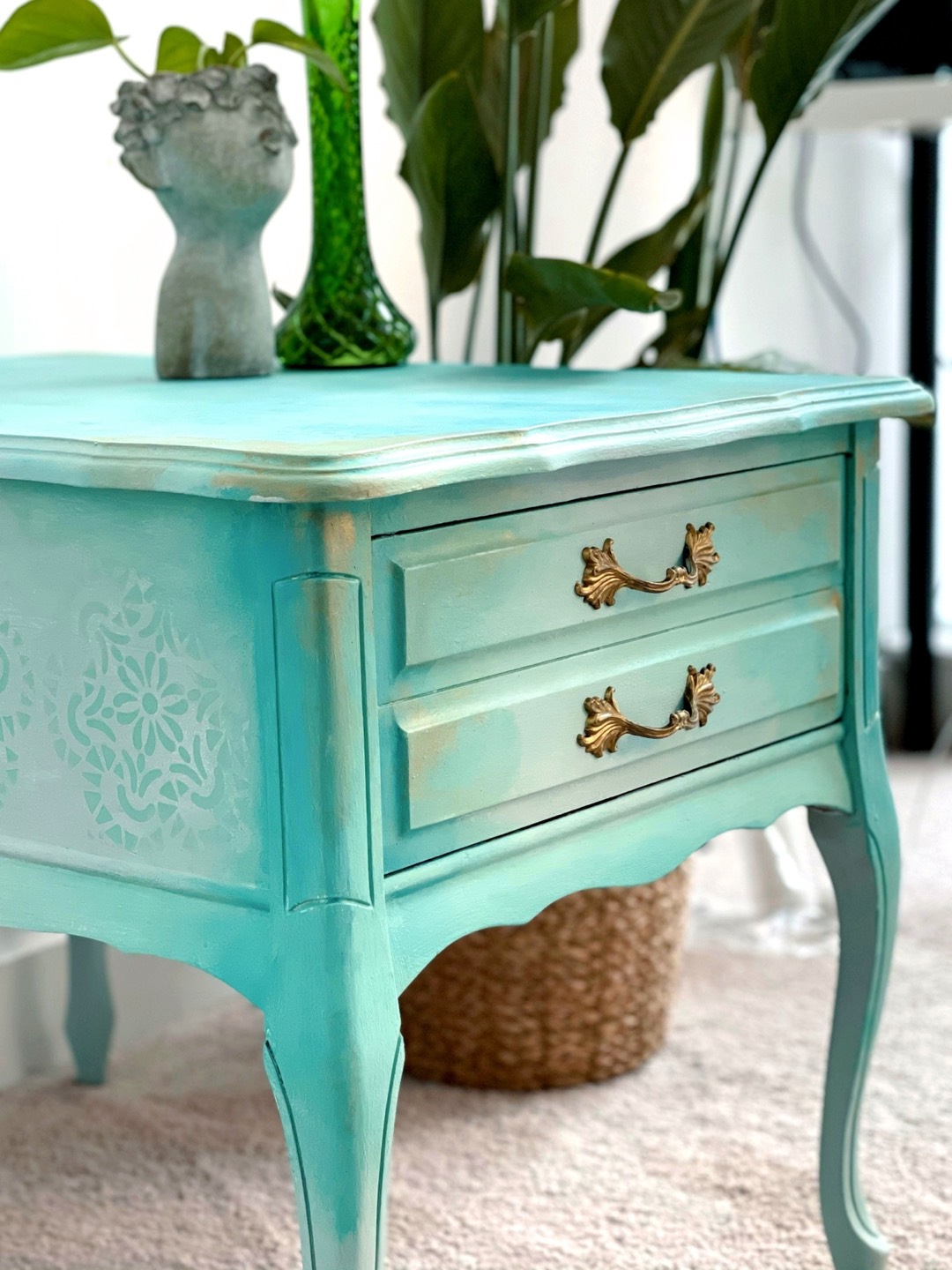 Solid Wood Antique Coffee Table - photo 2