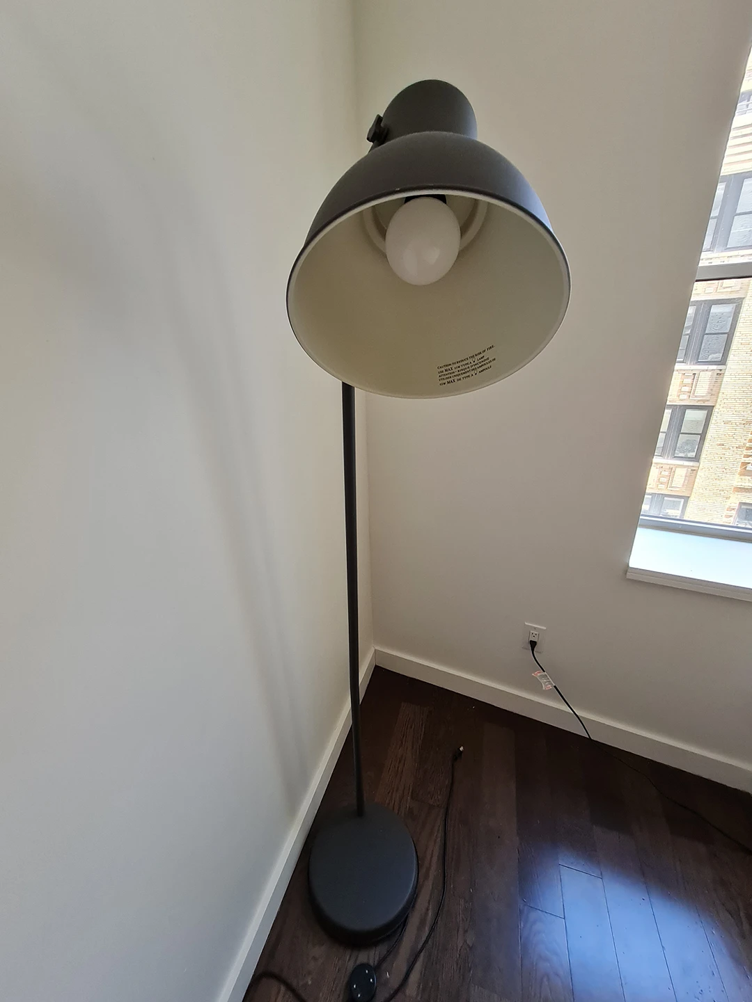 Idea floor lamp