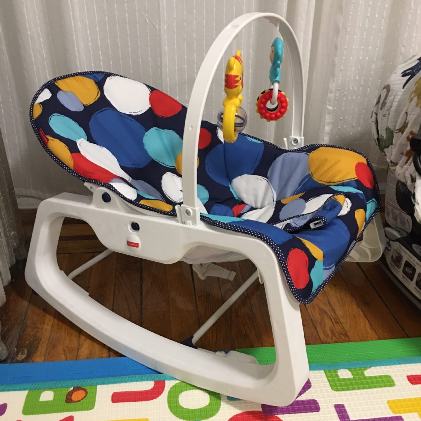 Fisher Price Infant to Toddler rocking chair - photo 2