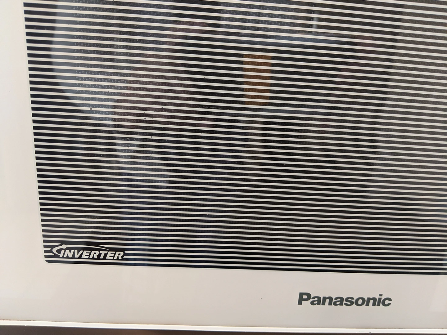 Microwave - photo 2