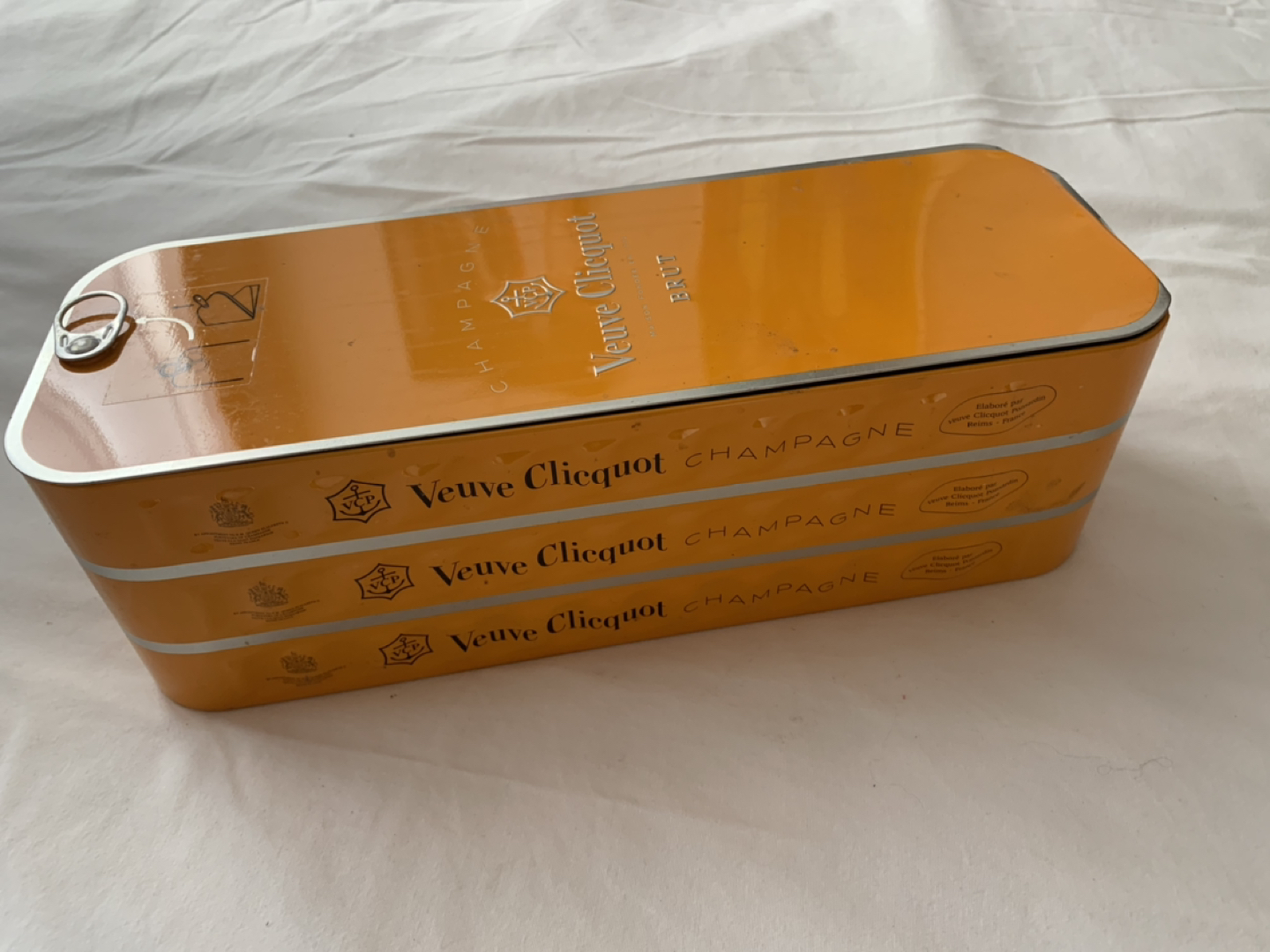 Veuve Cliqout Case  - photo 2