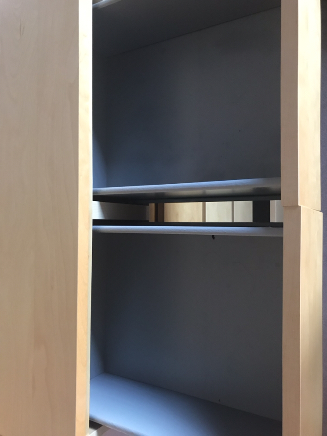 Like new ikea dresser - photo 3