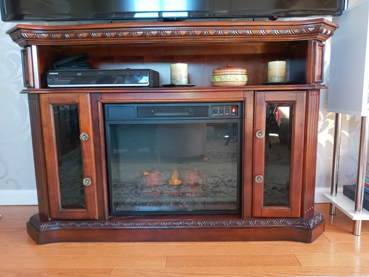 TV stand with Fireplace - photo 2