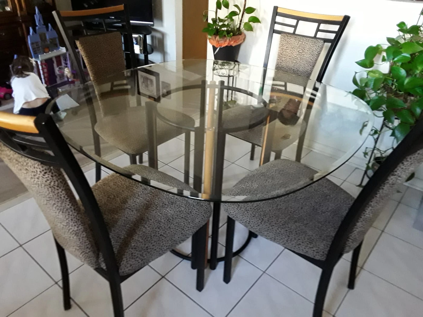Glass dining table with 4 chairs