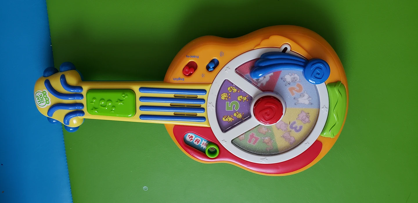 kids guitar