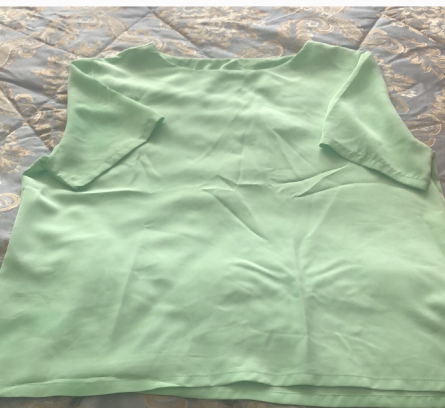 Three medium tops - photo 4