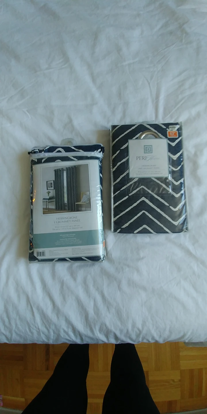 BNIB curtains, set of 2 image indicator(3)