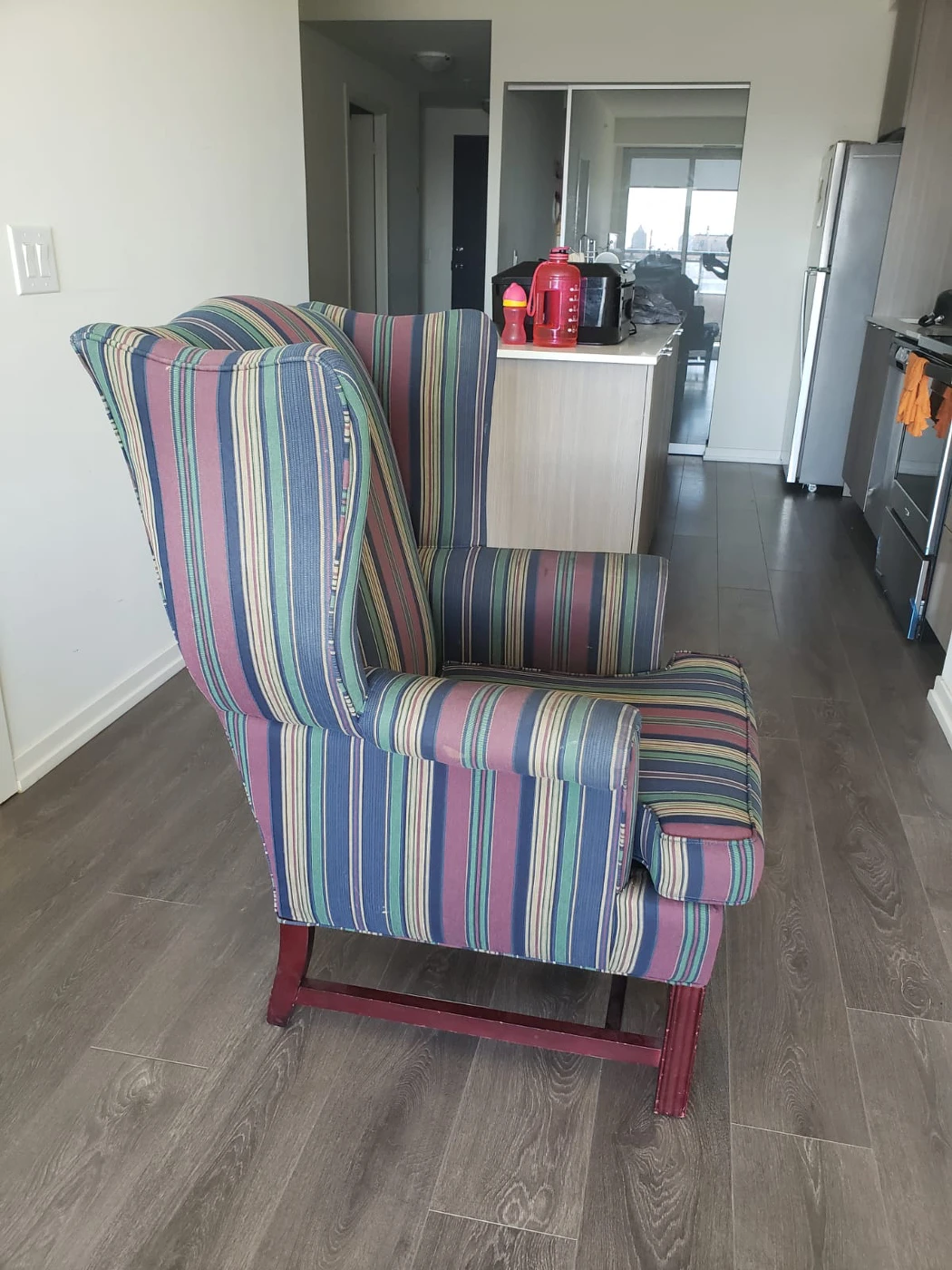 Wing arm Chair - photo 3