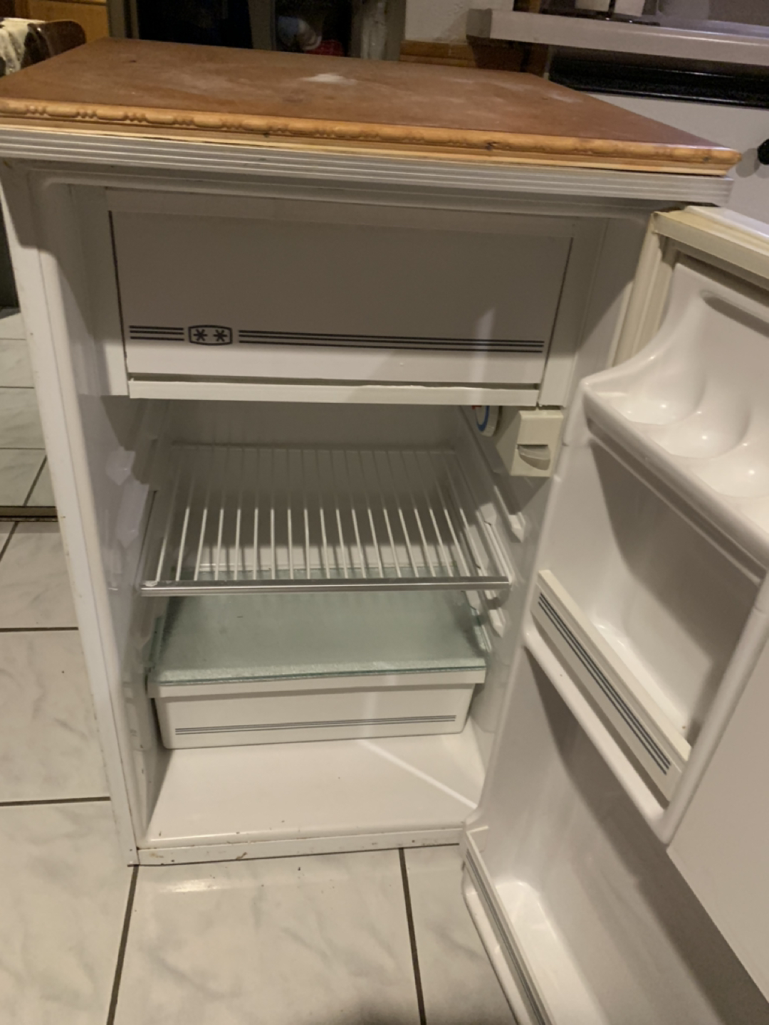 Bar fridge - photo 3