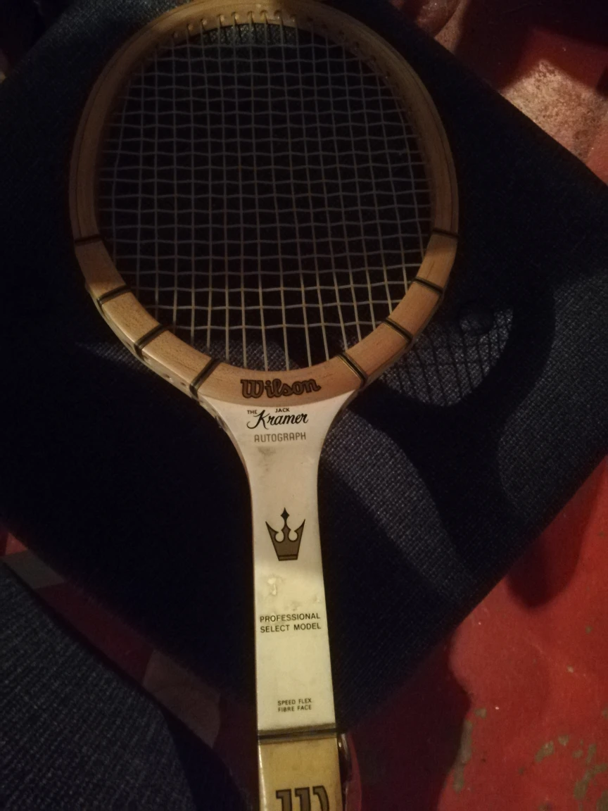 tennis racket 🎾 thumbnail