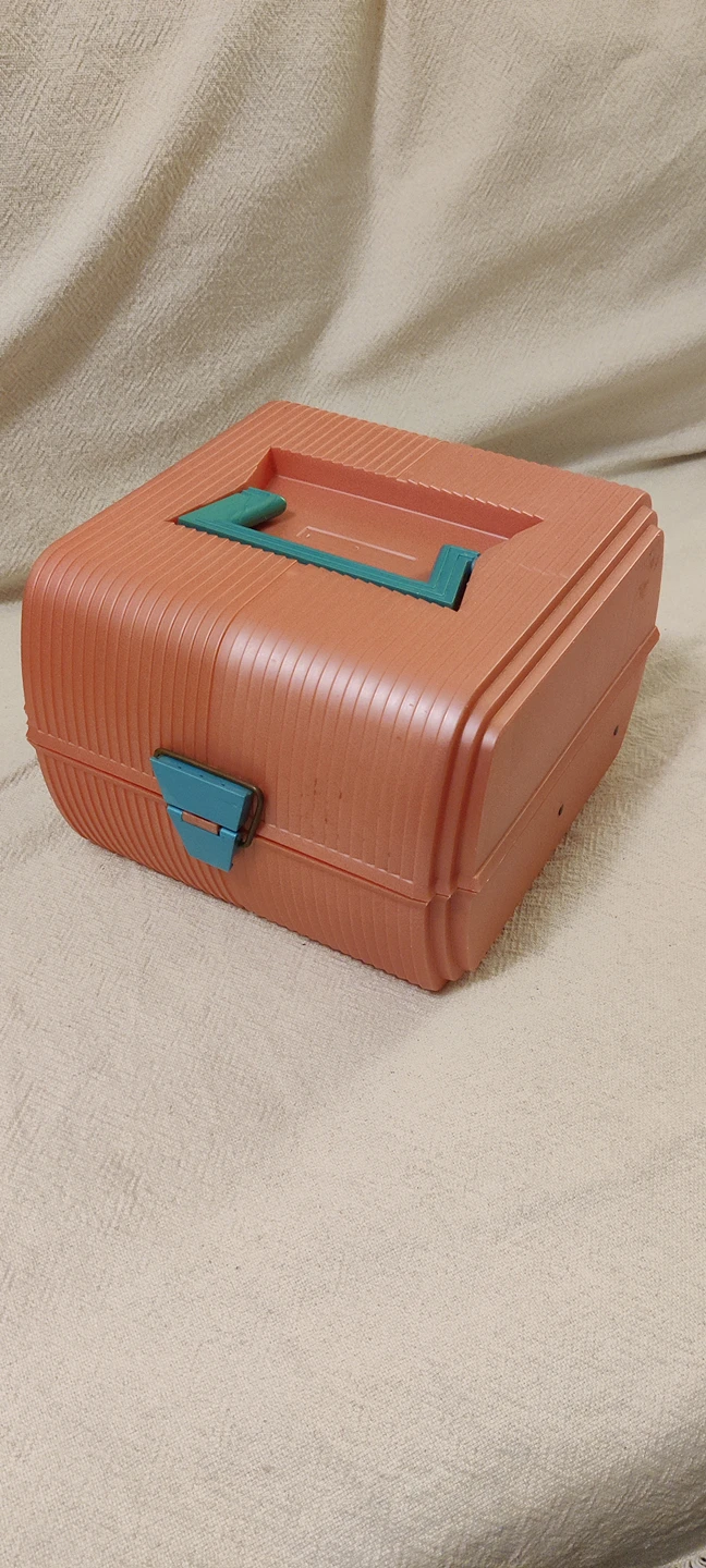 Portable Makeup and Toiletry Case #IWD - photo 5