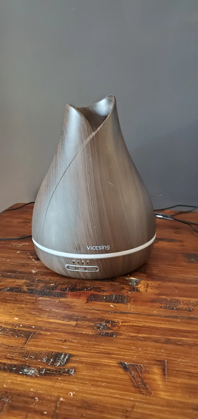 essential oil diffuser/ aromatherapy
