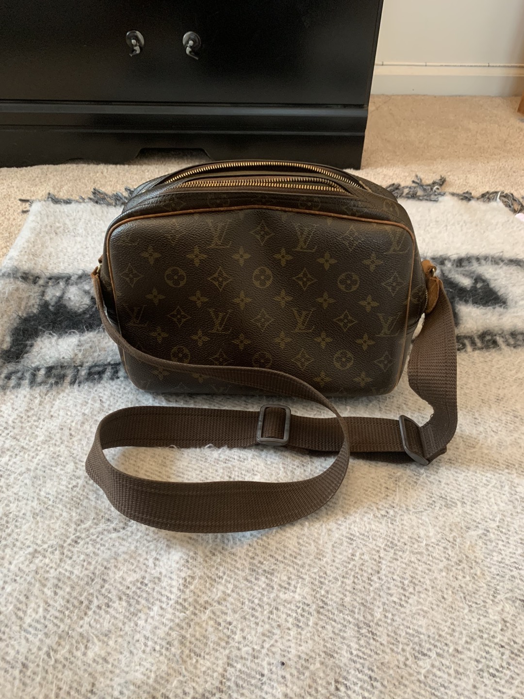 Louis Vuitton cross bag