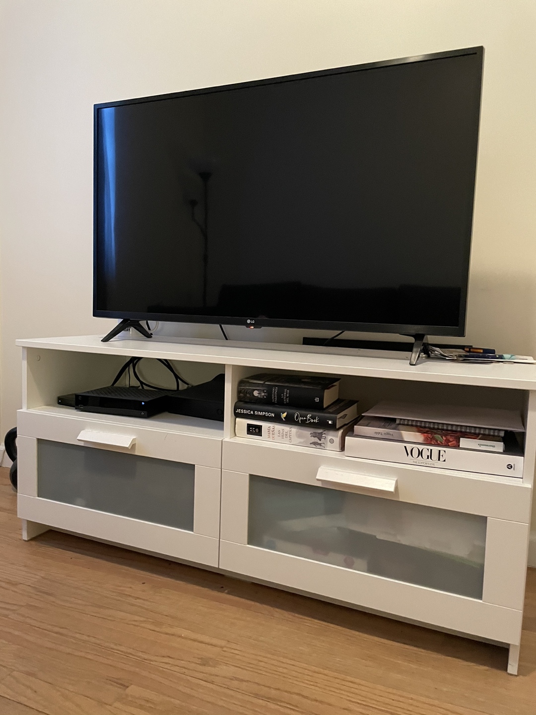 TV stand 