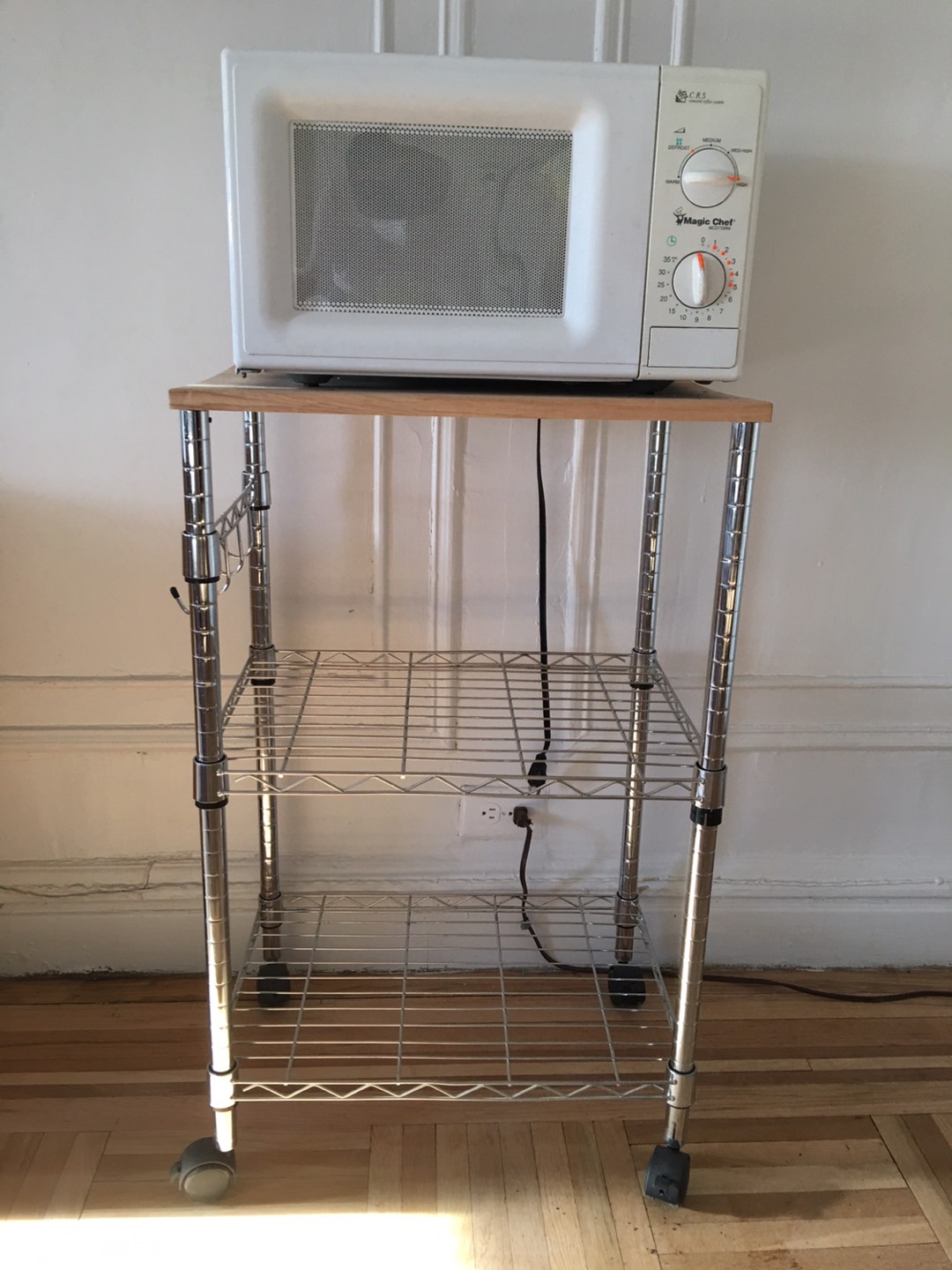 Microwave cart