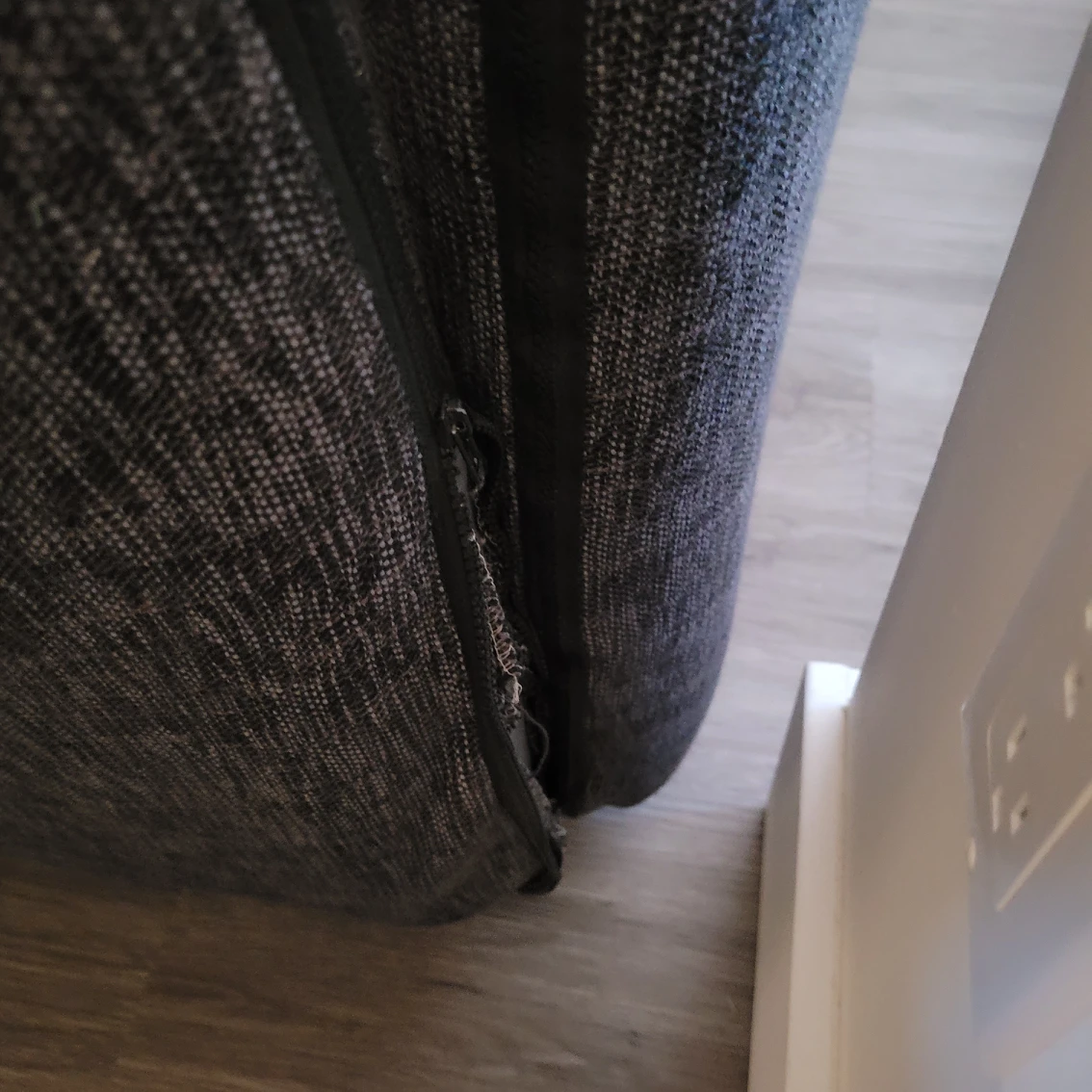 pick up today or tomorrow gray couch - photo 3