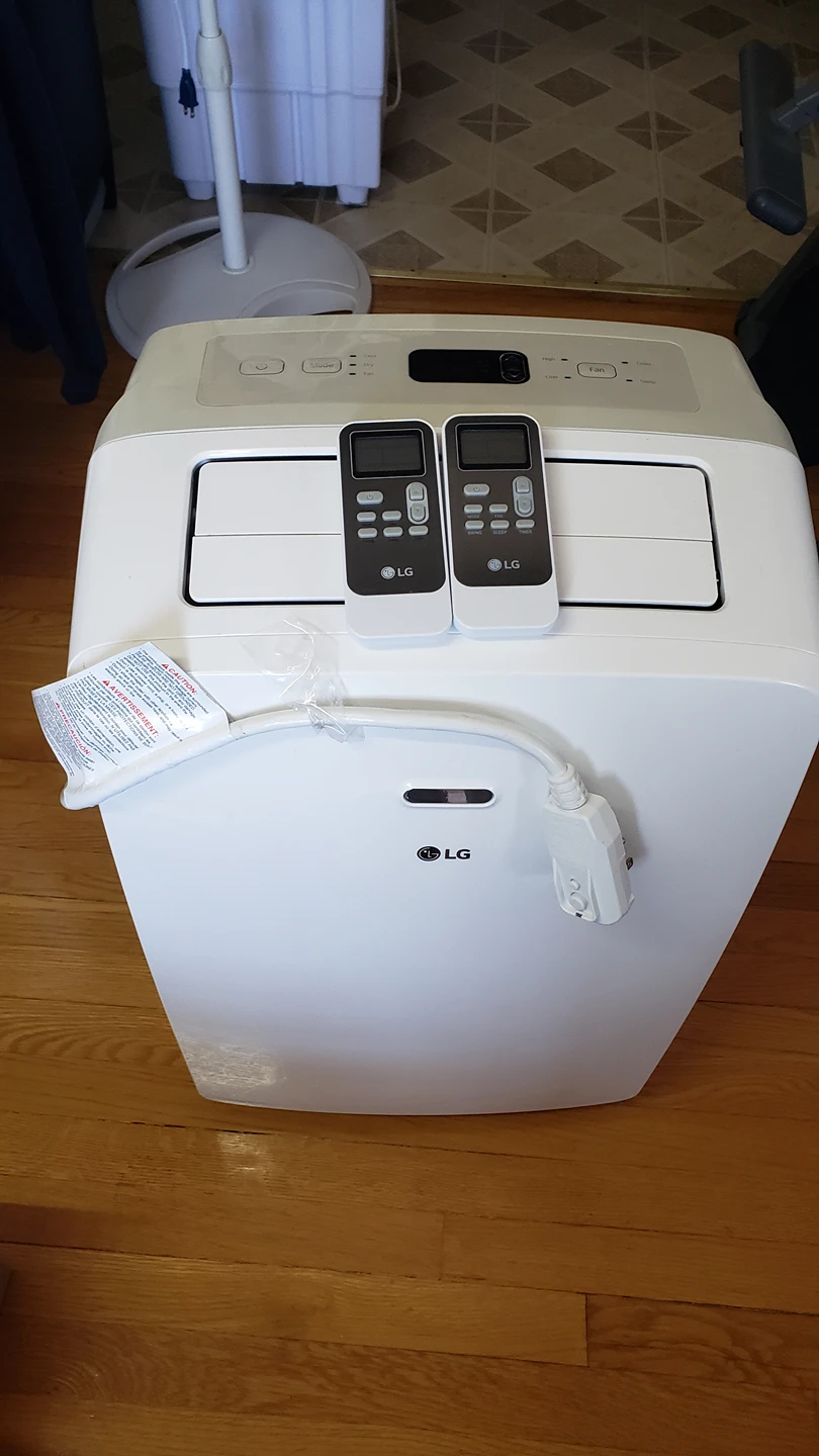 LG LP1017WSR 10,000 BTU Portable Air Conditioner with Remote