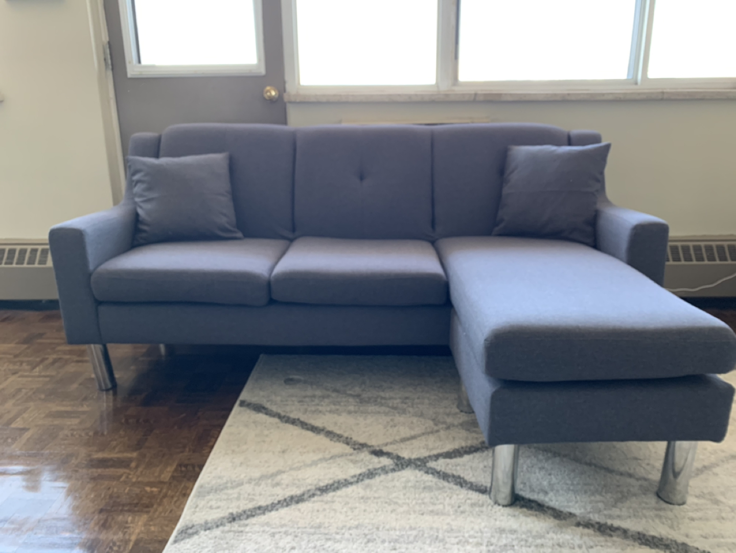 Reversible sectional sofa 