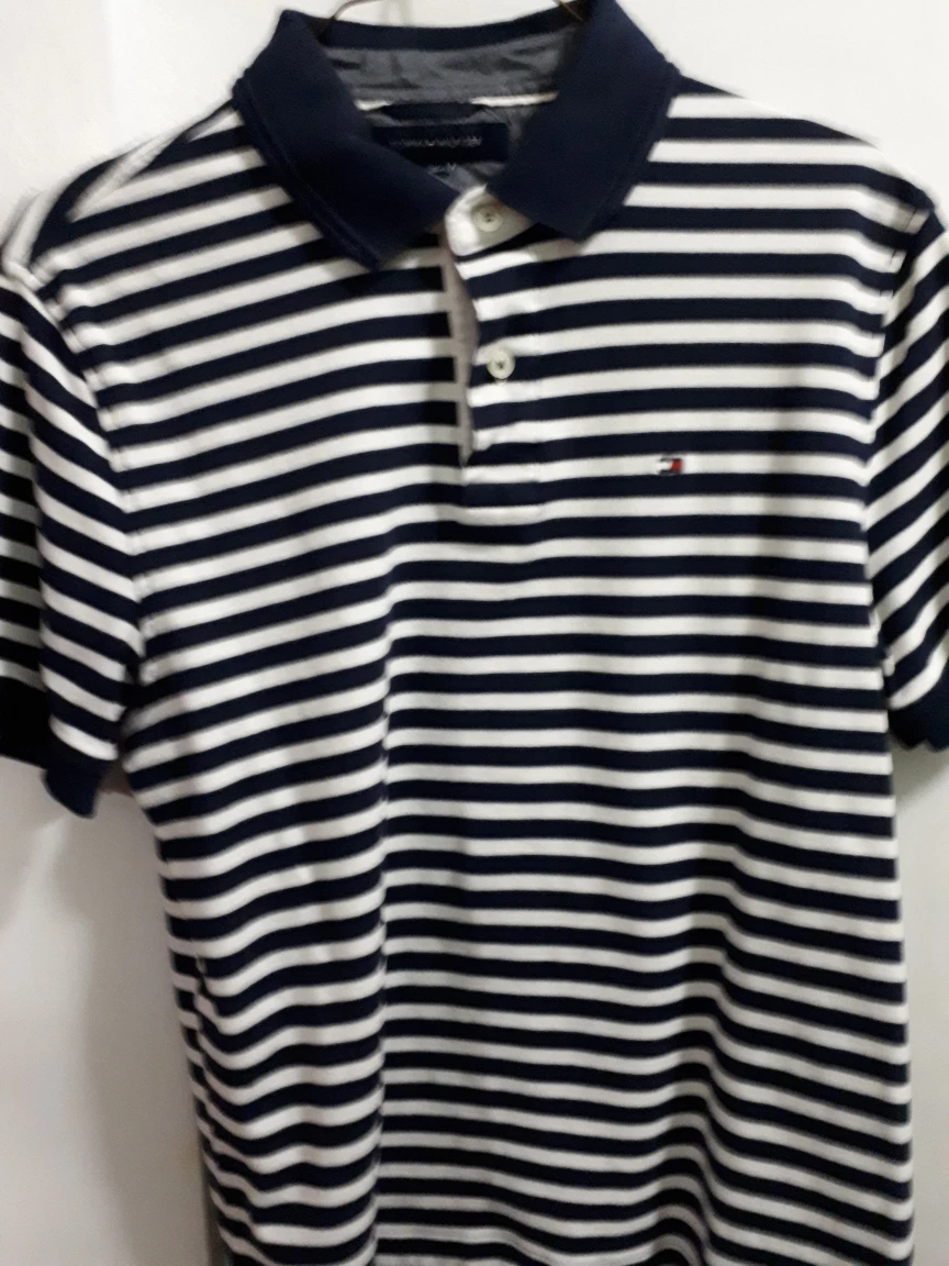 1/2 a sleeve shirt thumbnail