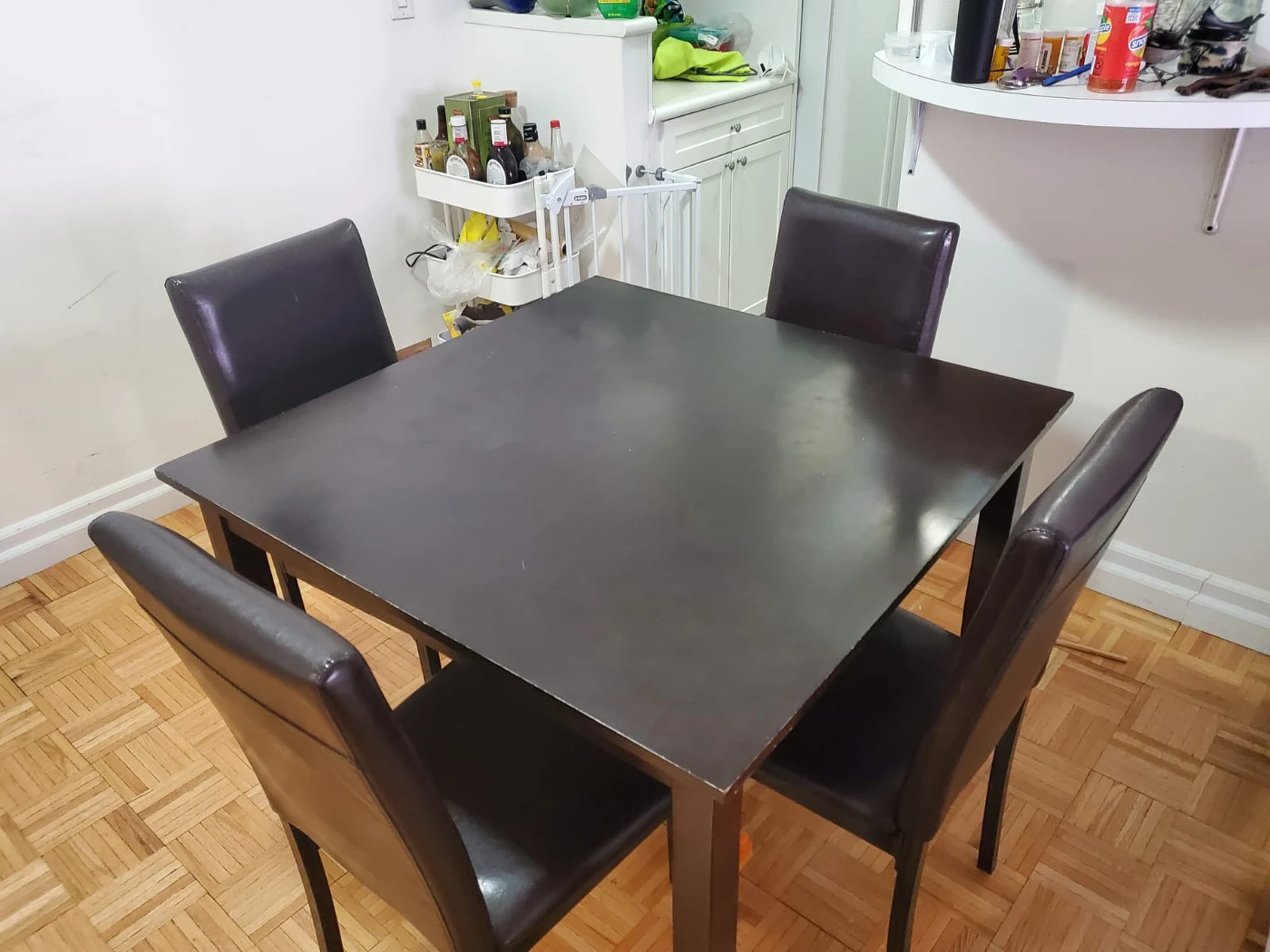 Dinning table with 4 chairs - photo 3