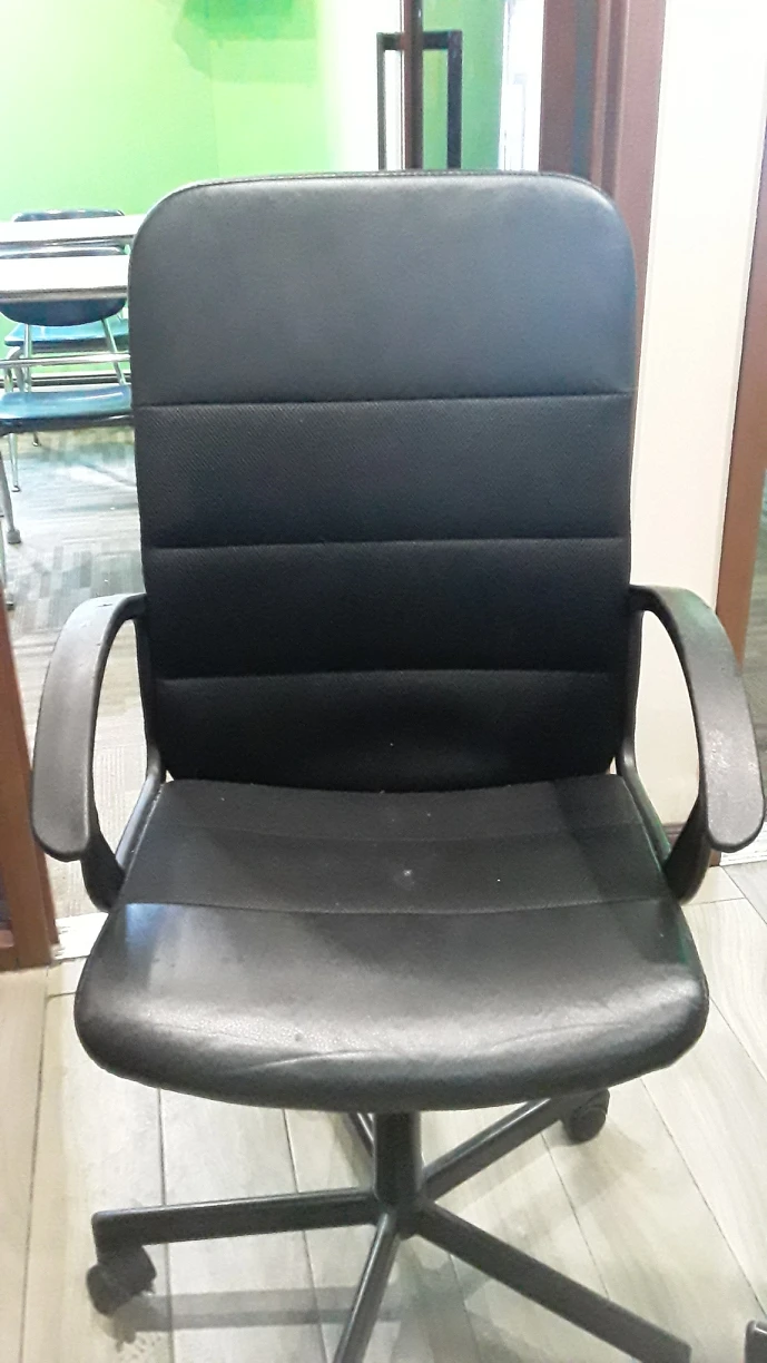 4 used office chairs  black