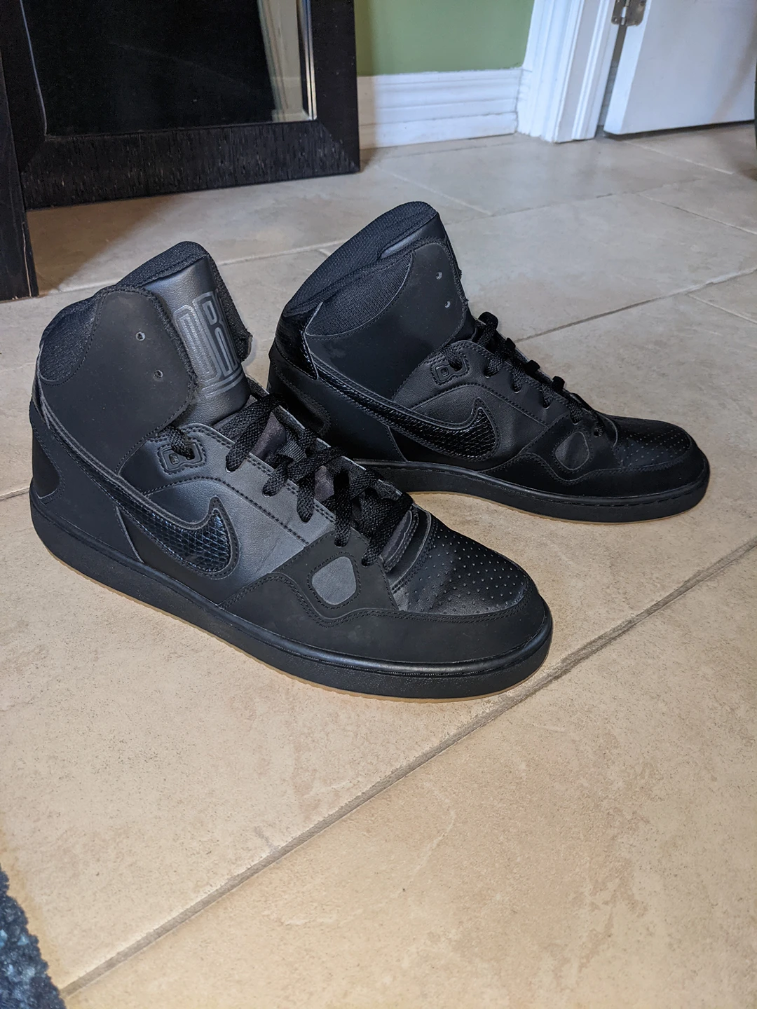 Nike Son Of Force Mid Shoes 12 PERFECT CONDITION thumbnail