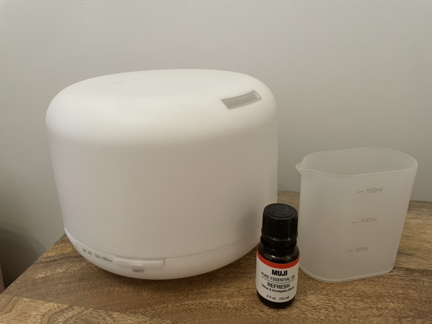 Muji ultrasonic aroma diffuser set